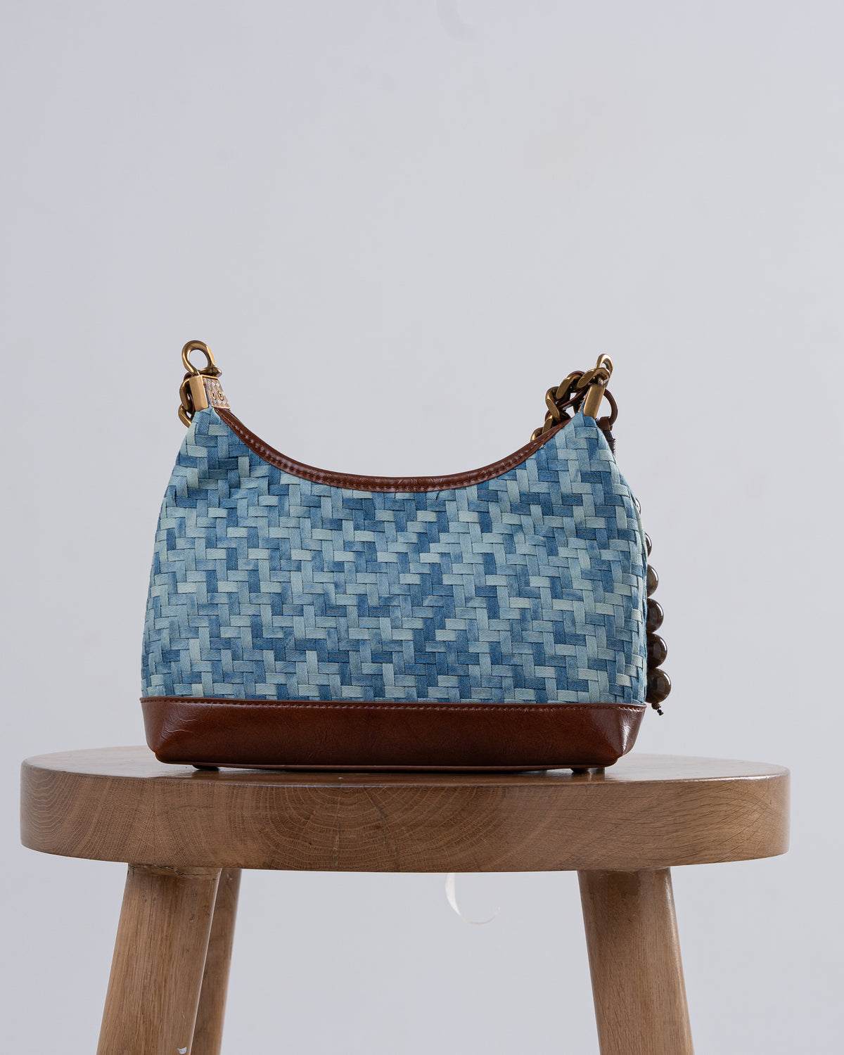 Elara Blue